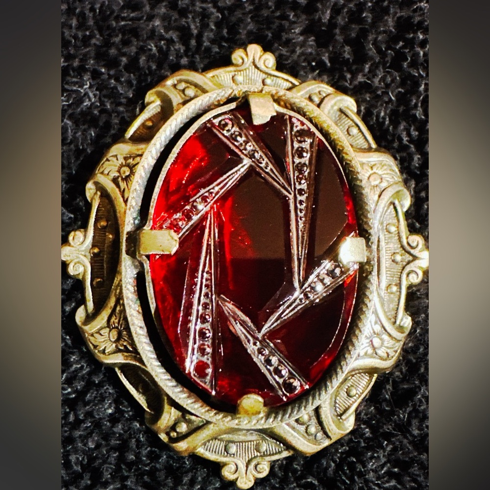 Extremely RARE Victorian Revival Molded Glass Brooch